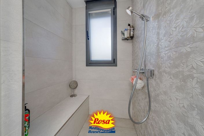 Image No.16-3 Bed Villa for sale