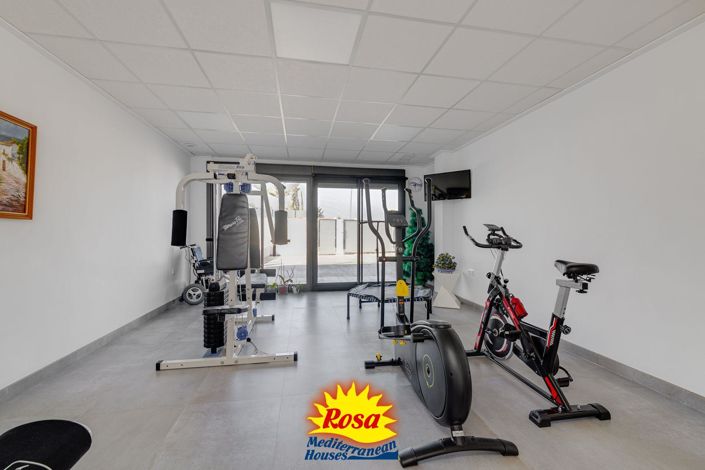 Image No.19-3 Bed Villa for sale