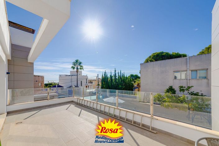 Image No.25-3 Bed Villa for sale