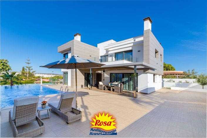 Image No.4-3 Bed Villa for sale