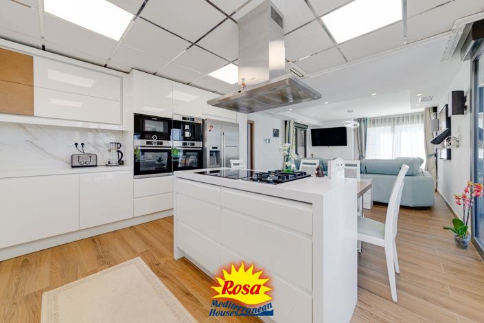 Image No.36-3 Bed Villa for sale