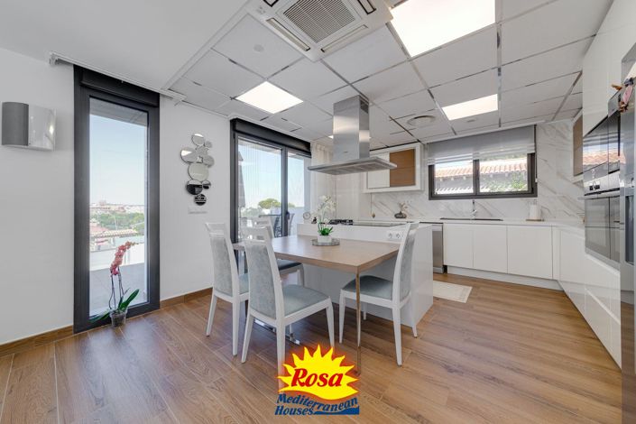 Image No.39-3 Bed Villa for sale