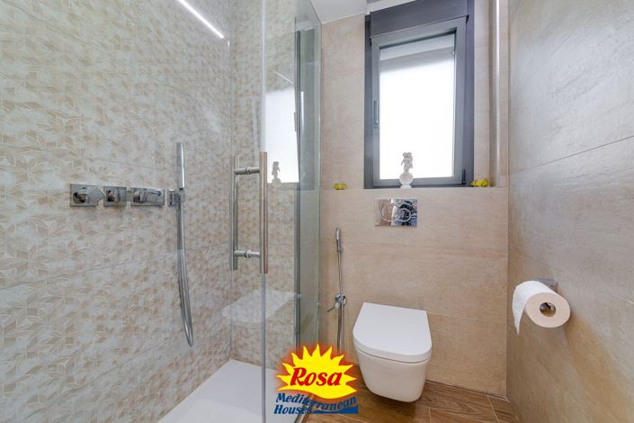 Image No.44-3 Bed Villa for sale