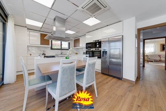 Image No.46-3 Bed Villa for sale