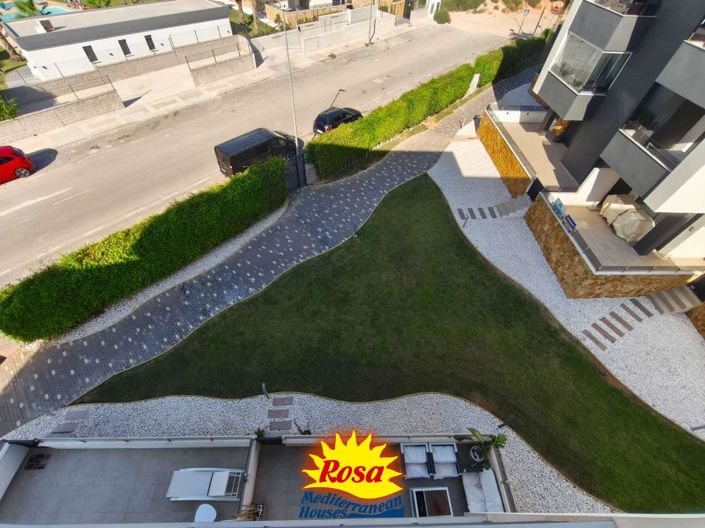 Image No.20-2 Bed Apartment for sale