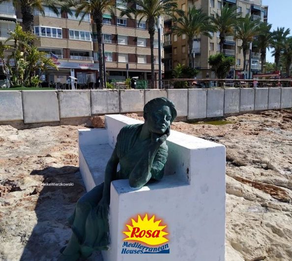 Image No.32-3 Bed Property for sale