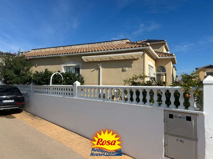 Image No.1-2 Bed Chalet for sale