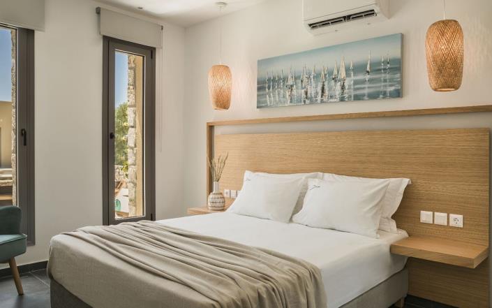 Image No.9-2 Bed Villa / Detached for sale