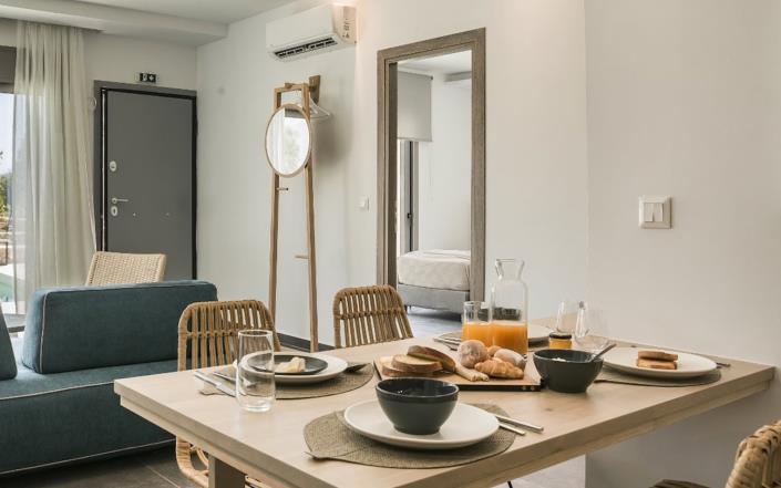 Image No.11-2 Bed Villa / Detached for sale