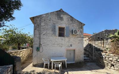 Tselendata-Renovation-Project-For-Sale-3