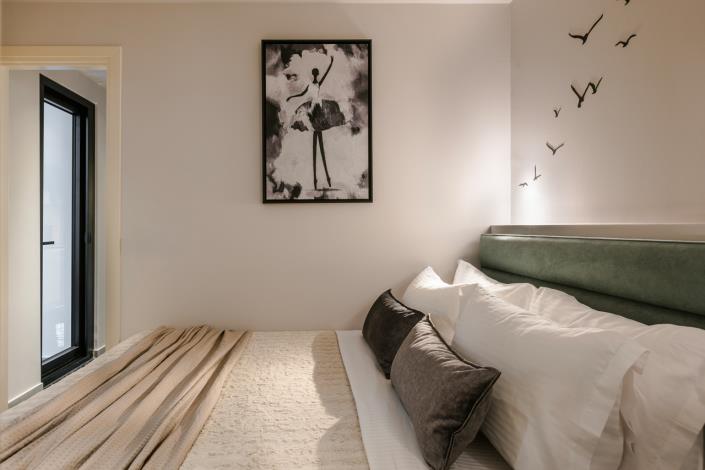 Image No.15-2 Bed Apartment for sale