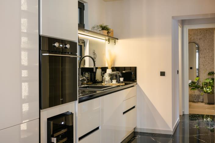 Image No.20-2 Bed Apartment for sale