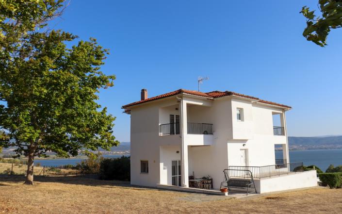 Image No.8-4 Bed Vineyard for sale