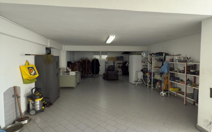 Image No.14-4 Bed Vineyard for sale