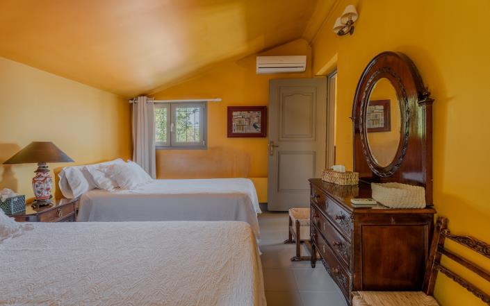 Image No.12-5 Bed Mansion for sale