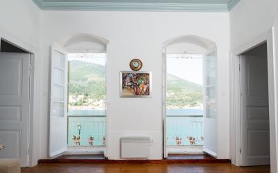 Ithaca-Exclusive-Sea-Front-Mansion-7