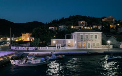 Ithaca-Exclusive-Sea-Front-Mansion-19