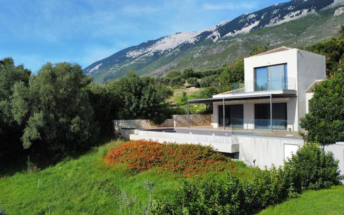 Image No.29-2 Bed Villa for sale