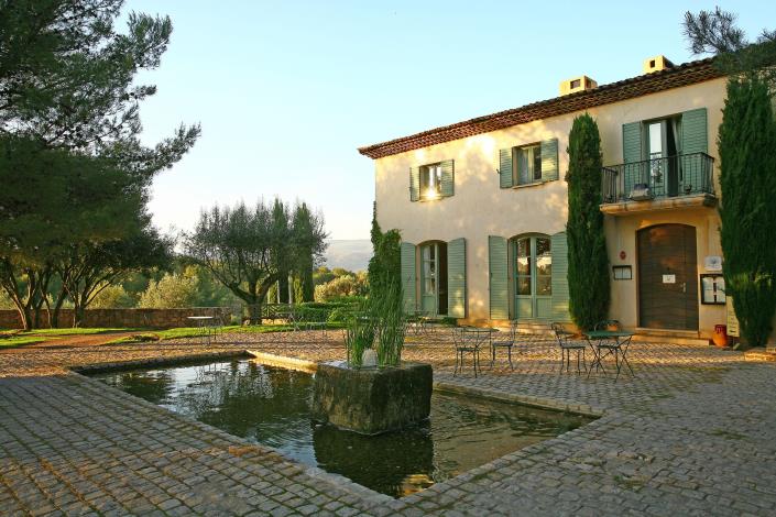 Image No.10-4 Bed Villa for sale