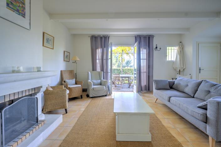 Image No.11-3 Bed House for sale