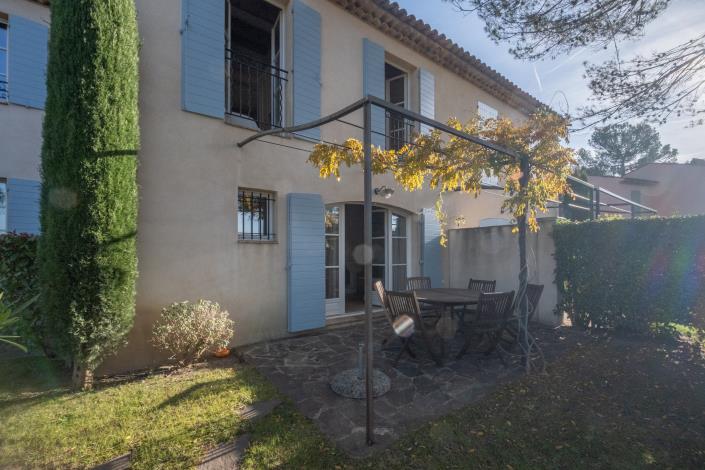 Image No.6-3 Bed House for sale