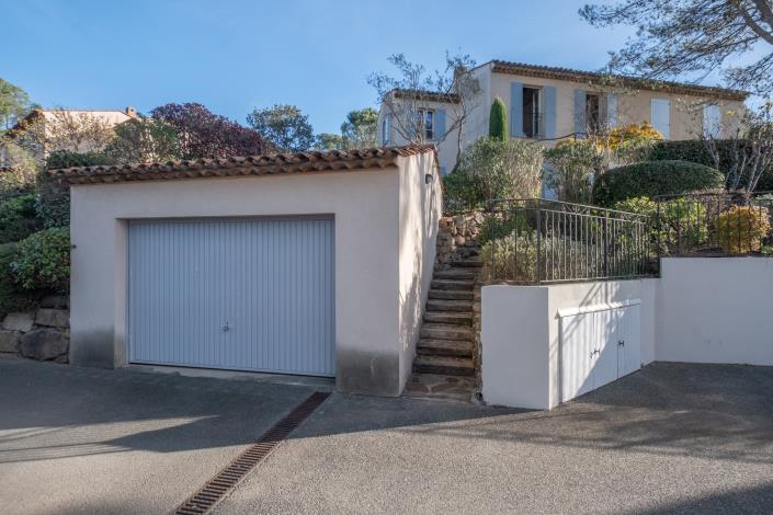 Image No.2-3 Bed House for sale