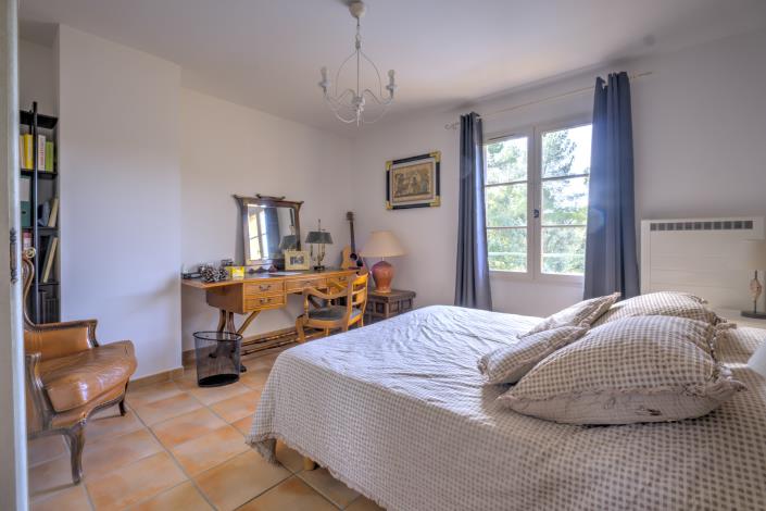 Image No.28-3 Bed Villa for sale