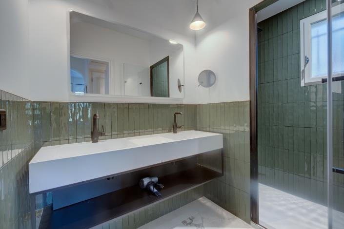 Image No.14-4 Bed Villa for sale