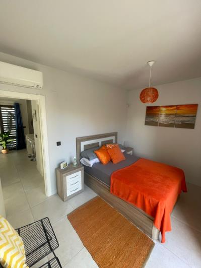 Image No.5-2 Bed Villa / Detached for sale