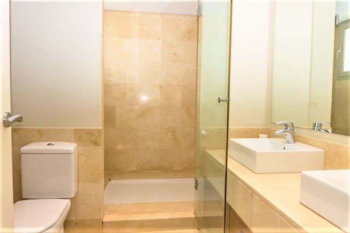 Image No.17-3 Bed Villa for sale