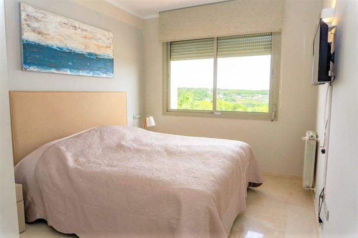 Image No.2-3 Bed Villa for sale