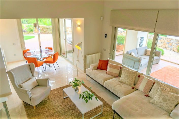 Image No.3-3 Bed Villa for sale