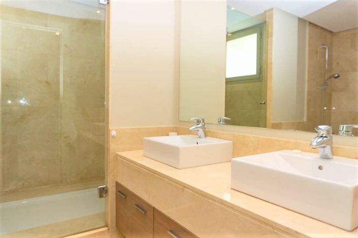 Image No.42-3 Bed Villa for sale