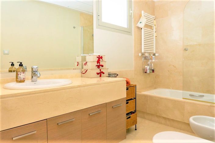 Image No.46-3 Bed Villa for sale