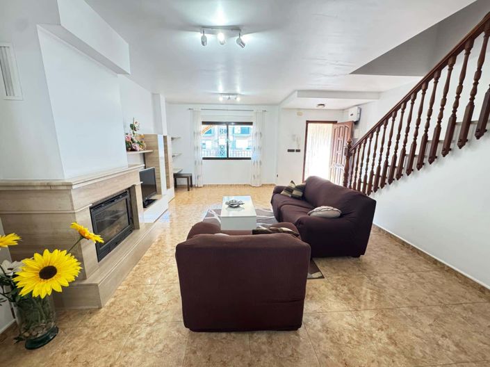 Image No.13-3 Bed Townhouse for sale