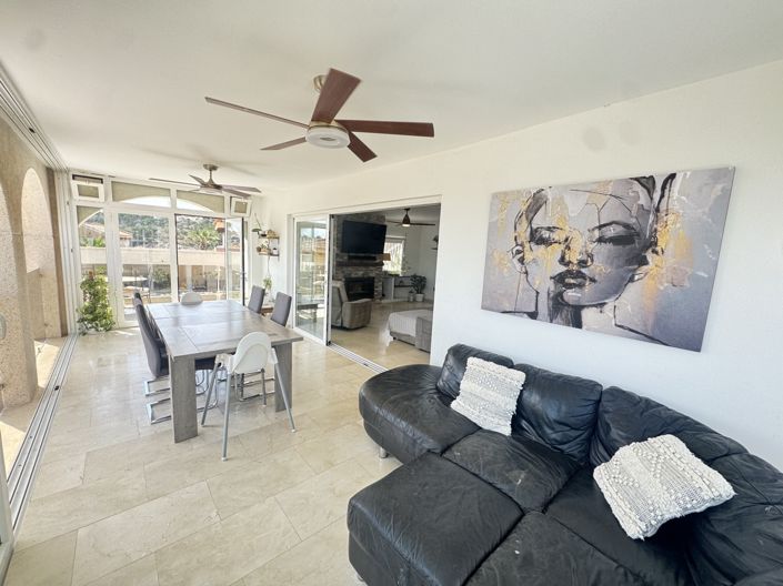 Image No.8-5 Bed Villa for sale