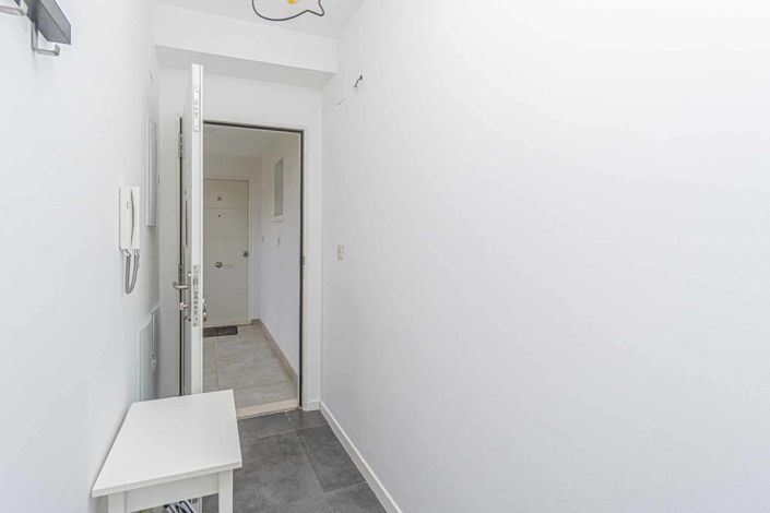 Image No.33-2 Bed Apartment for sale