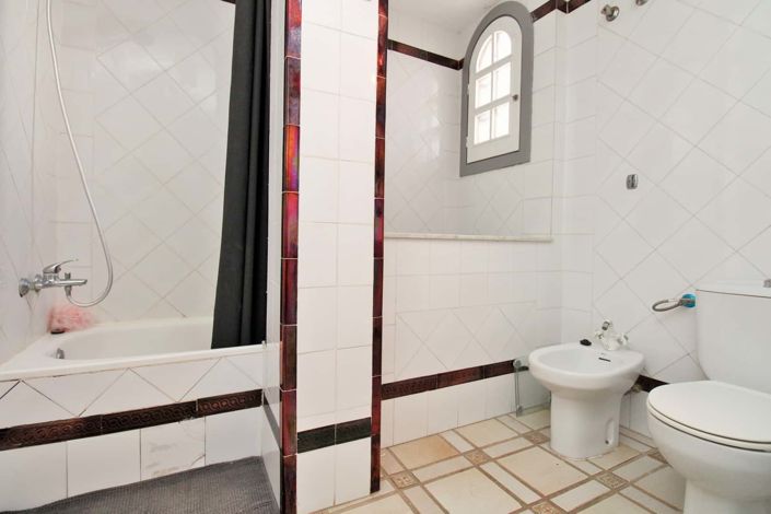 Image No.18-1 Bed Apartment for sale