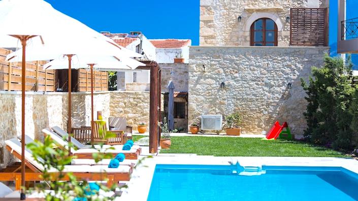 Image No.11-3 Bed Villa / Detached for sale