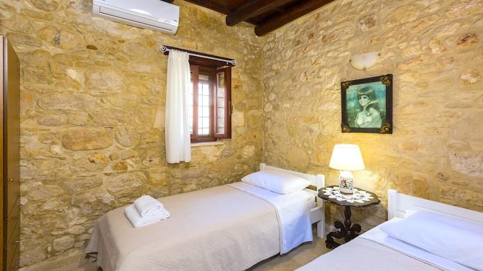 Image No.18-3 Bed Villa / Detached for sale