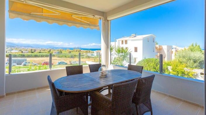 Image No.26-8 Bed Villa / Detached for sale