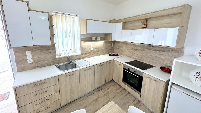 Image No.13-4 Bed Country House for sale