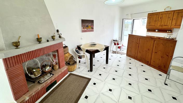 Image No.33-4 Bed Country House for sale