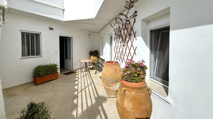 Image No.46-4 Bed Country House for sale