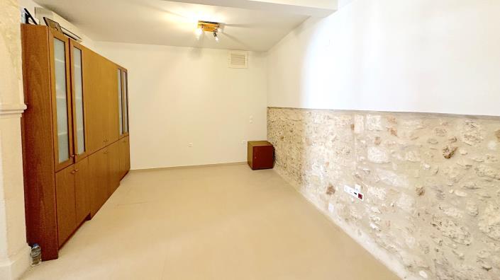 Image No.31-3 Bed Townhouse for sale