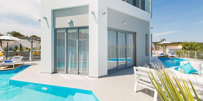 Image No.18-4 Bed Villa / Detached for sale