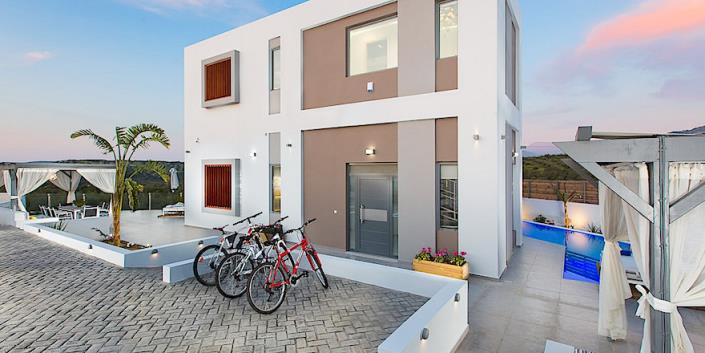 Image No.19-4 Bed Villa / Detached for sale