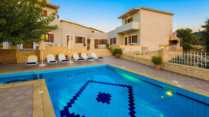 Image No.1-6 Bed Villa / Detached for sale