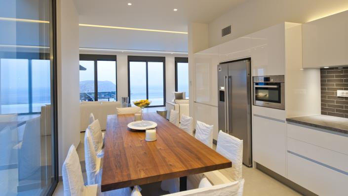 Image No.14-6 Bed Villa / Detached for sale