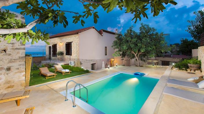 Image No.3-5 Bed Villa / Detached for sale